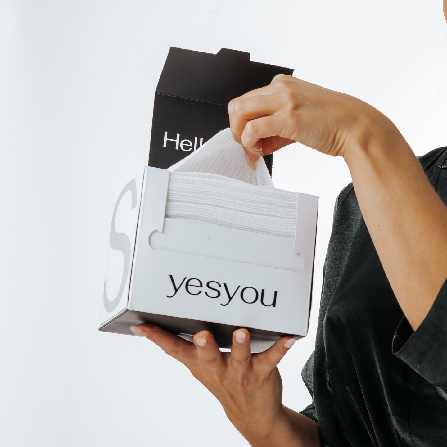 Single-Use Face Towels