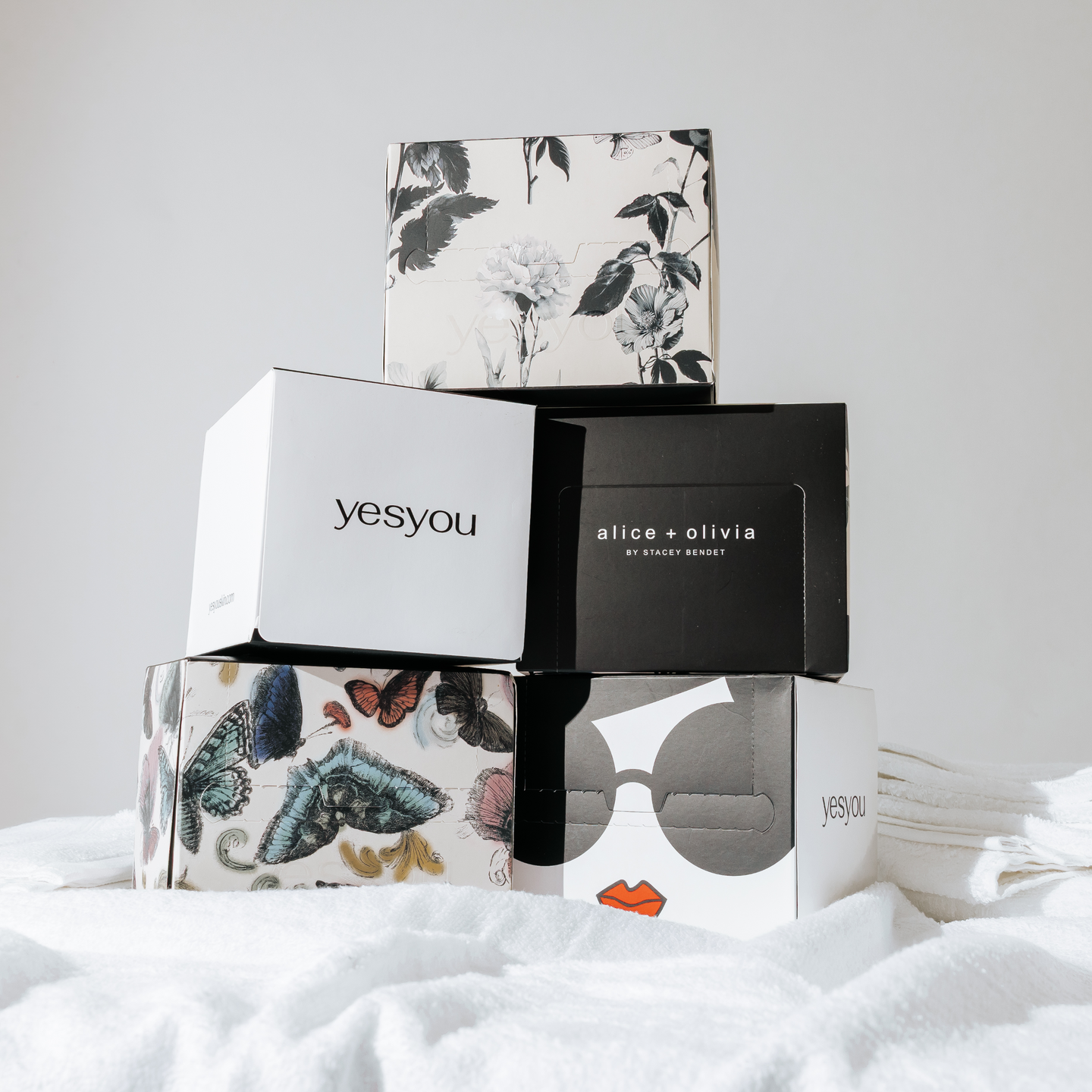 Single-Use Face Towels